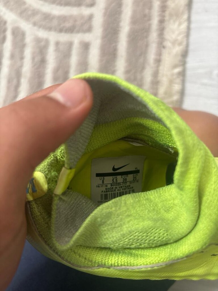 nike krampondur 39 - 5