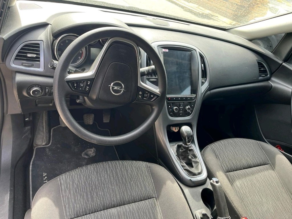 opel astra 2015 model 1.6 diesel edition - 4