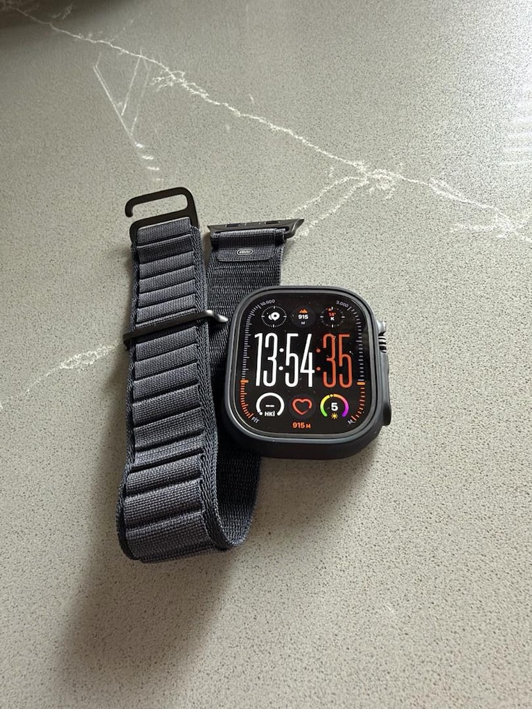 Apple Watch Ultra 3 - 2