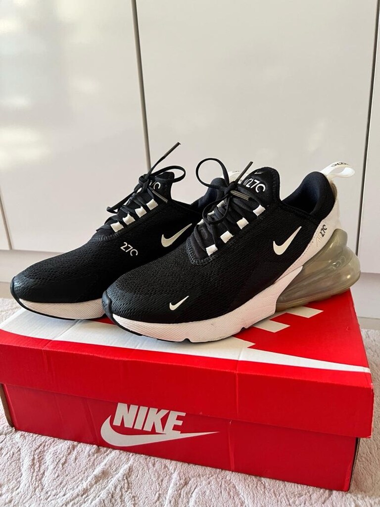 Nike Air Max 270 Kadın 38.5 Numara - 10