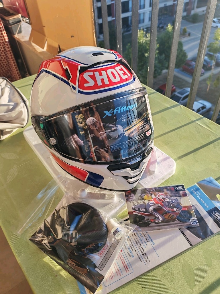 Shoei X-Spirit pro Toprak Razgatlıoğlu ve Shoei X-Spirit pro Wayne Gar - 12