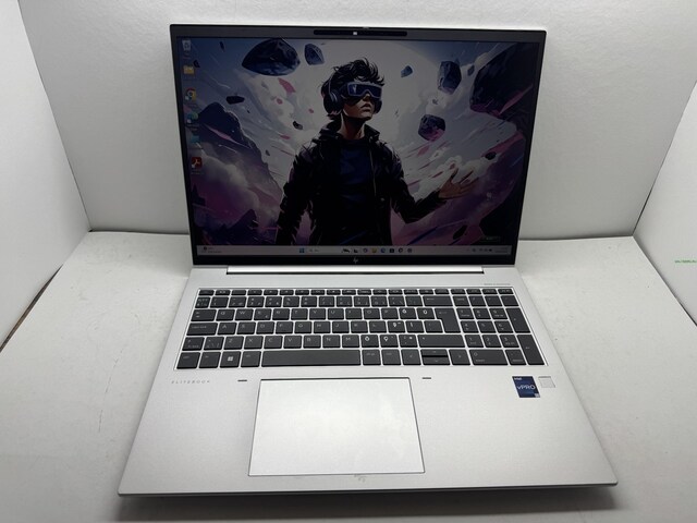 HP ELİTBOOK İ5 13. NESİL 16 GB RAM 256 NVME