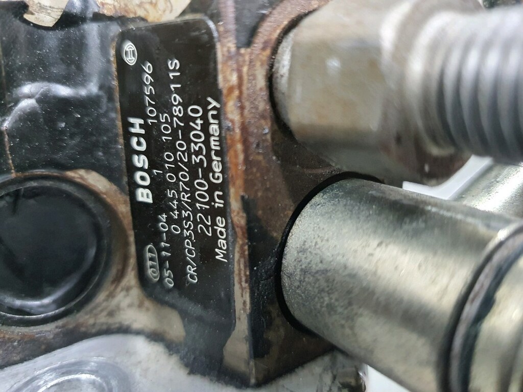 1.4 d4 toyota corolla mazot pompası - 2