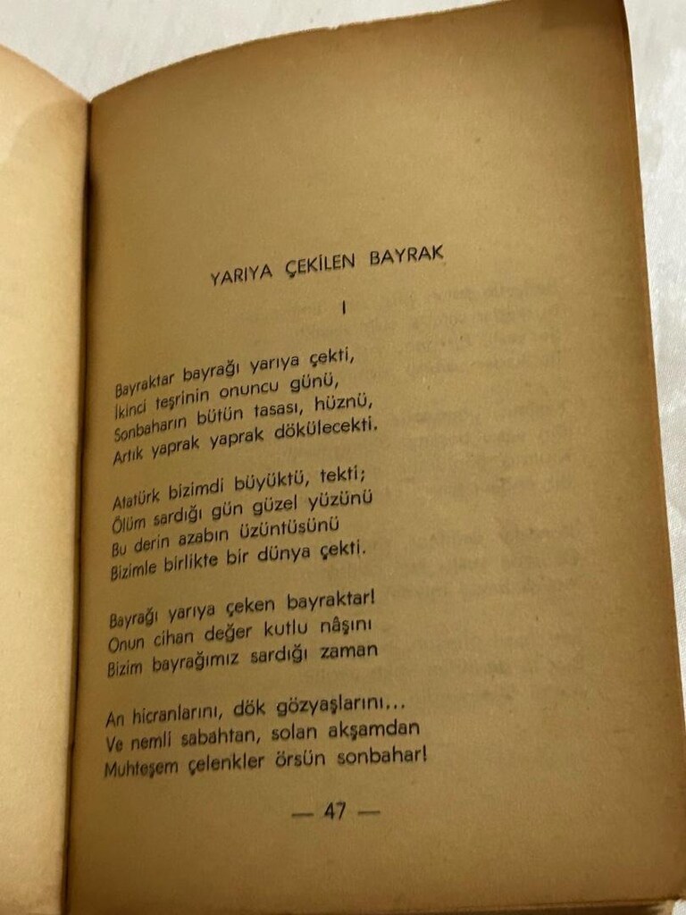 Atatürk Şiirleri- Varlık Yayınları - 5