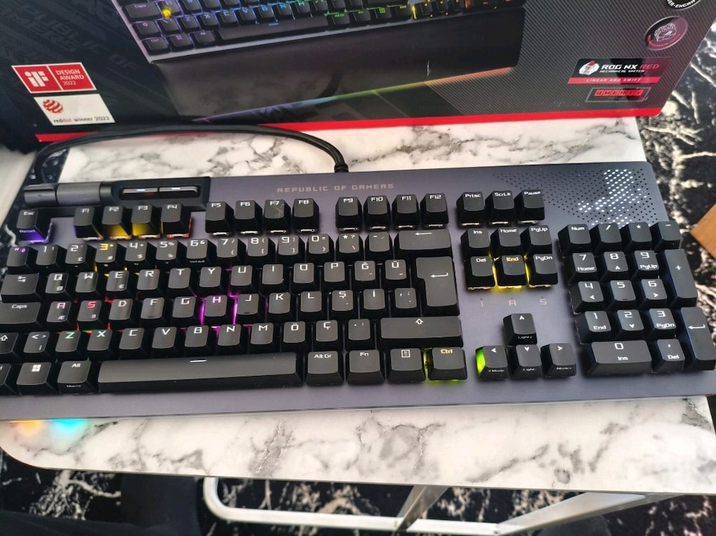 asus rog strix Flare 2 animate klavye - 4