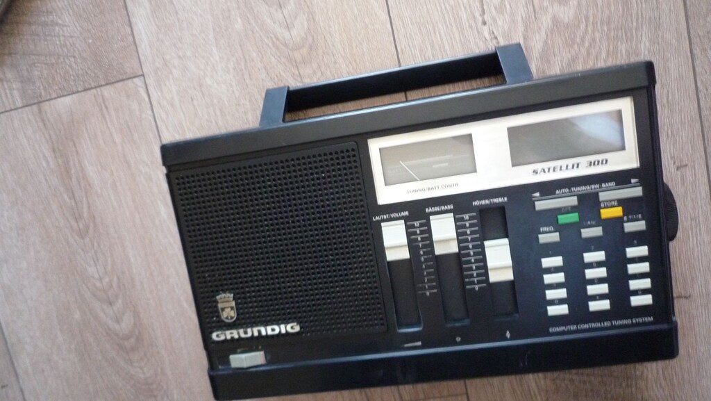 Grundig Satellit 300 Dijital Dünya Radyosu - 9