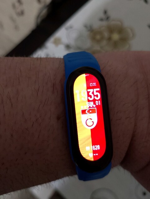 Xiaomi mi band 6