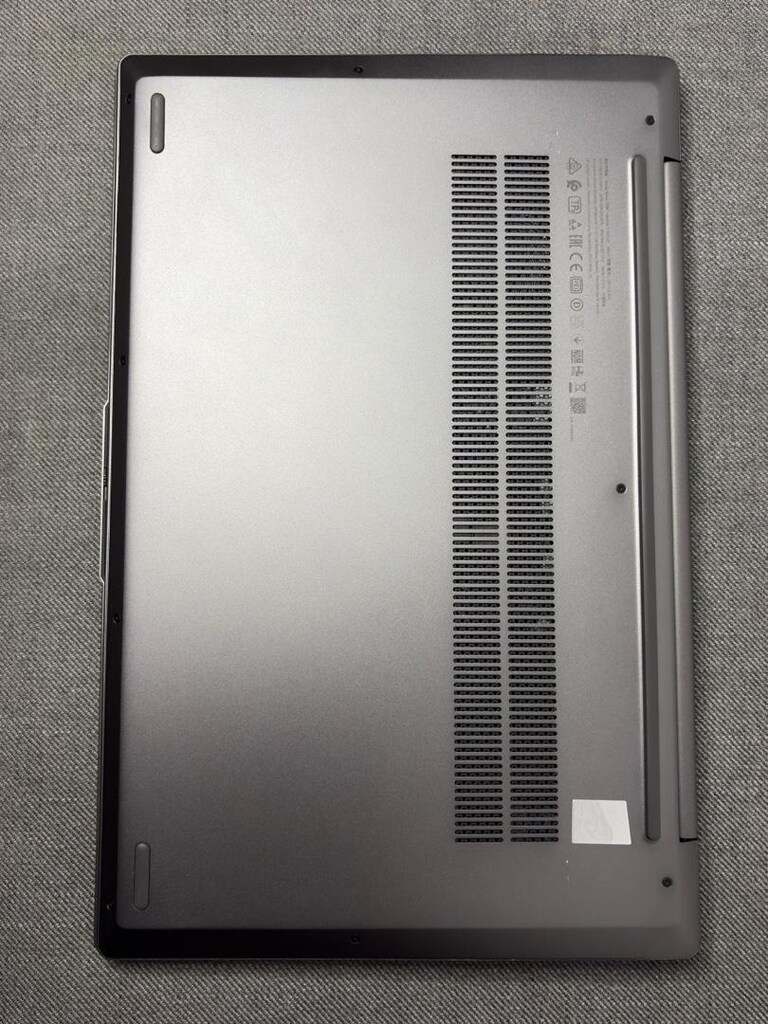 Lenovo IdeaPad 5 15ITL05 11.Nesil, Sıfıra Yakın, Premium Metal Kasa, Ç - 6