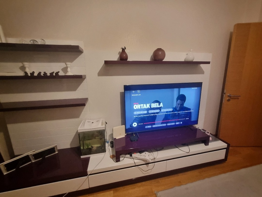 Sahibinden Satılık TV Ünitesi 300 cm × 170 cm × 52 cm