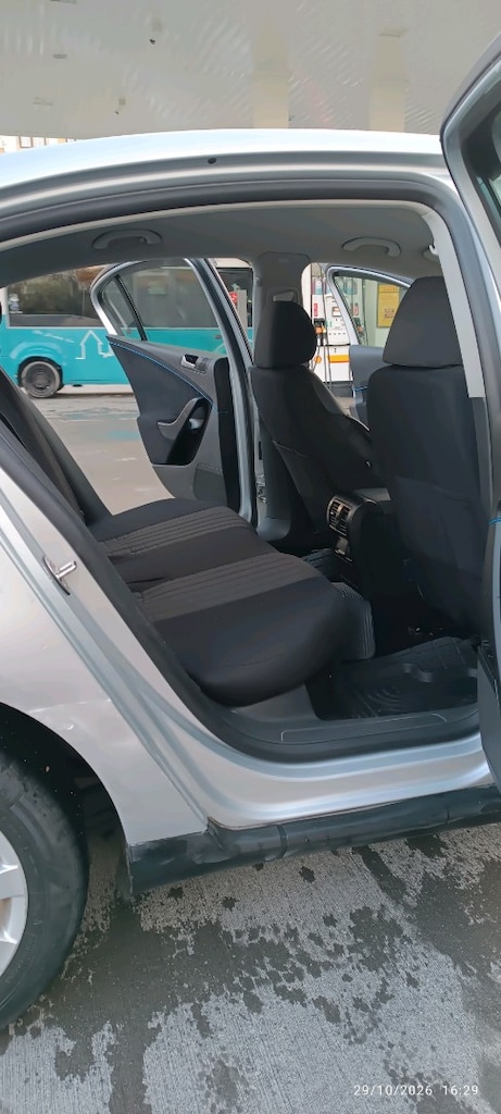2011 model Volkswagen Passat 1.4 TSi - 12