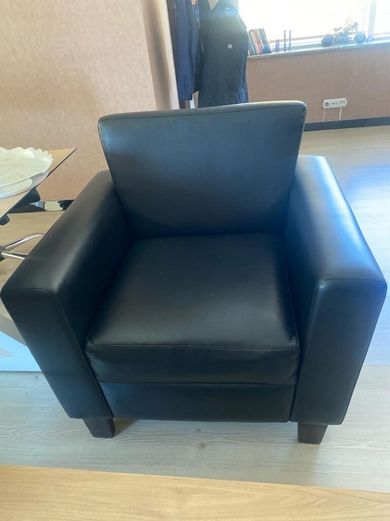 Ofis Koltuğu Deri Üçlü 1 adet, Tekli 2 adet - 3