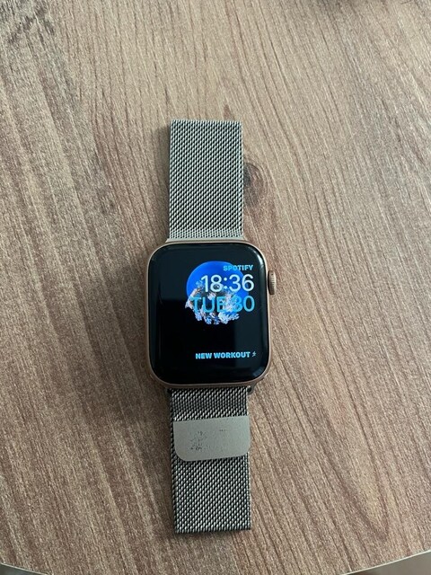 apple watch SE 2.nesil ACİL SATILIK
