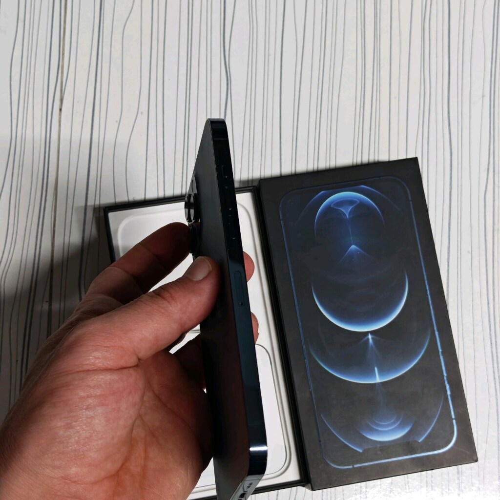 iPhone 12 Pro Max 128 değişensiz hatasız Türkiye cihazı - 4