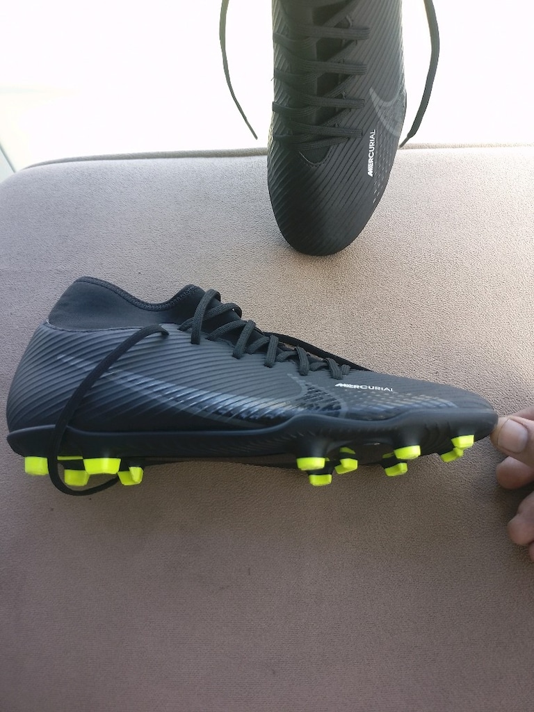 Nike ayakkabı krampon 43 numara kalip kucuktur - 13