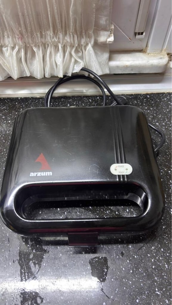 Arzum tost ve sandeviç makinesi - 3