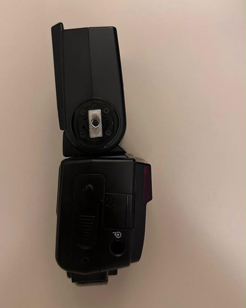 Nikon D90 + 18-105mm VR Lens - 12