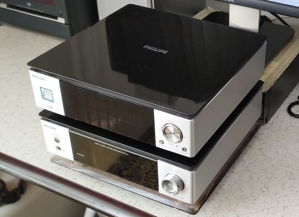 Philips MCD716 Müzik Seti - 2
