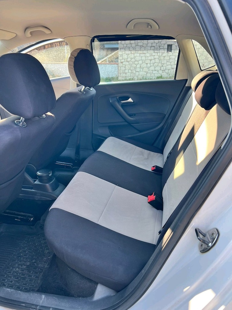 2013 VW Polo - 14