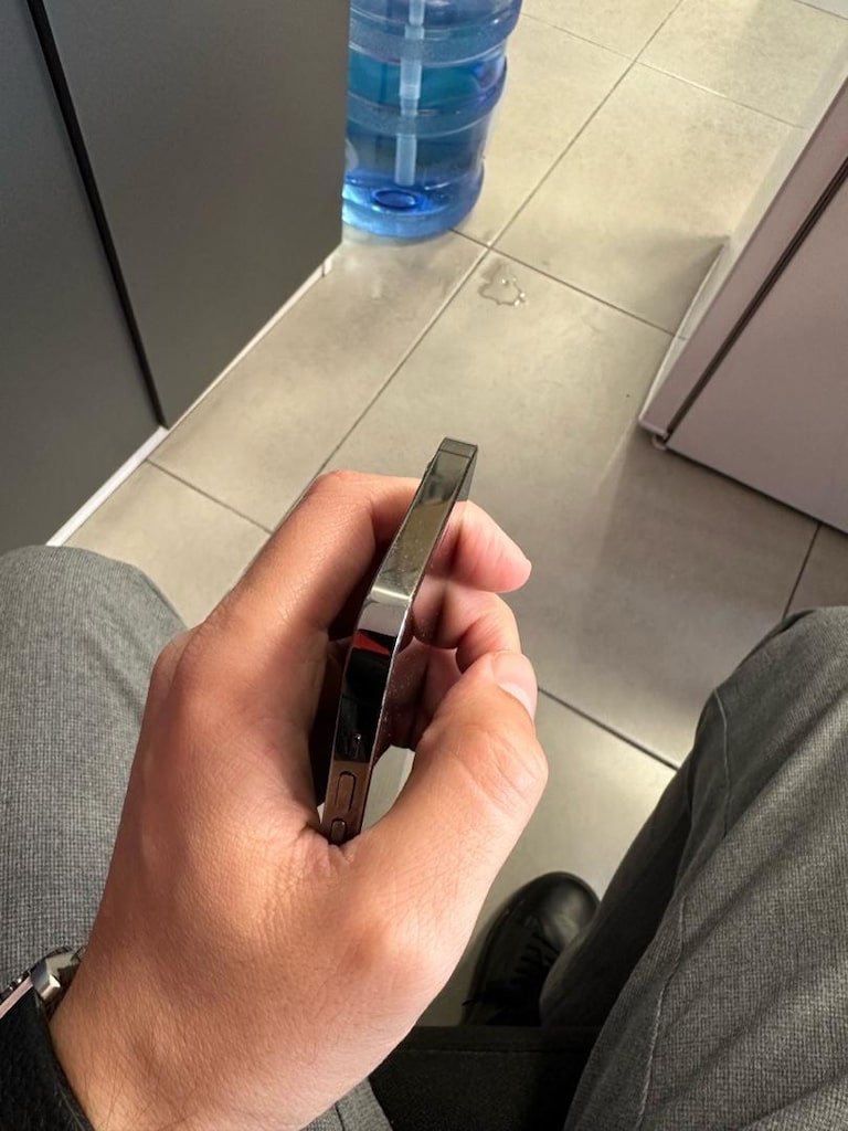 Iphone 12 pro turkcellden alındı çok temiz - 5