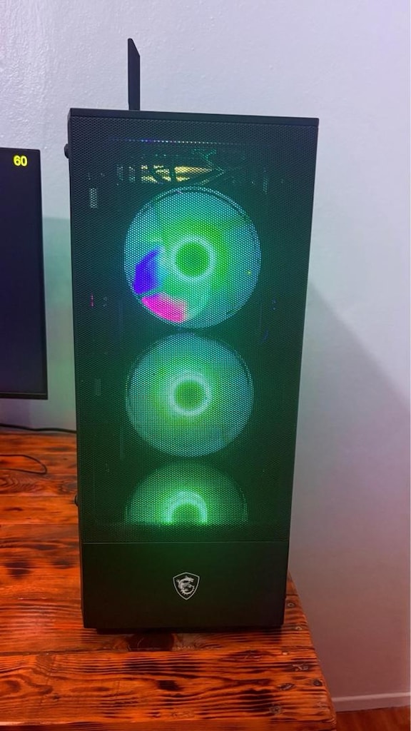 MSI MAG FORCE 112R KASA - 2