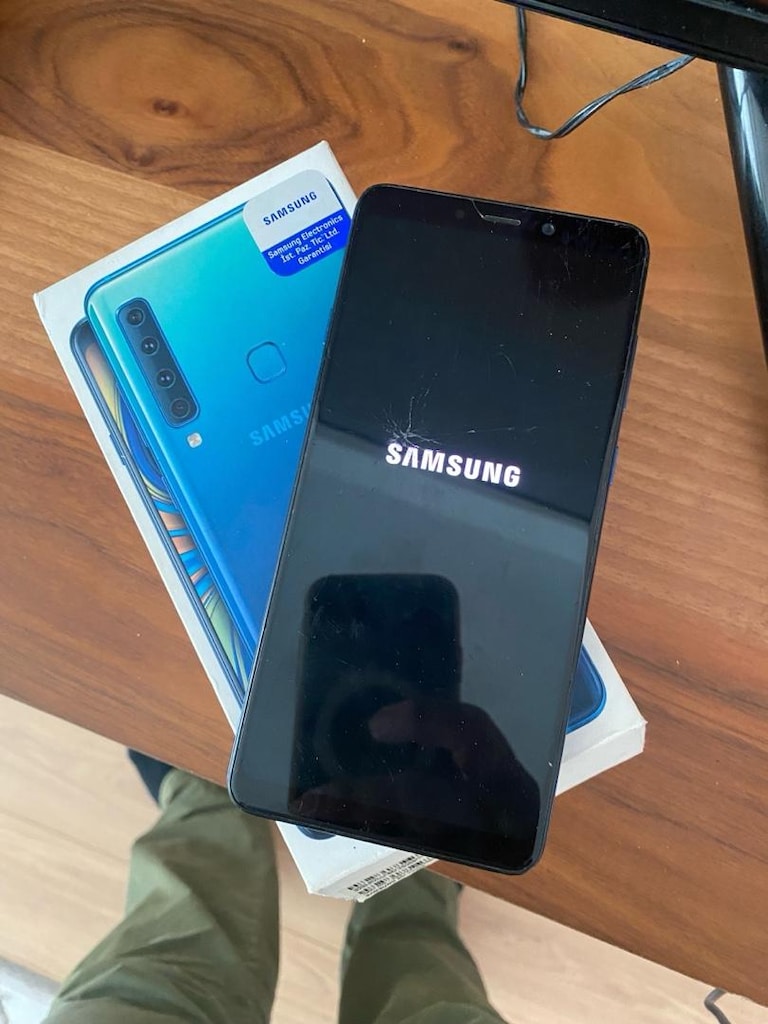 samsung a9 2018 - 4