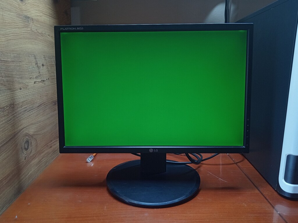 LG Flatron 19'' 75 Hz Monitör (L194WS-BF) - 2