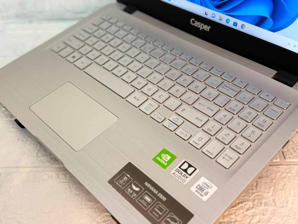 CASPER NİRVANA S500 İ5 1021u İşl. - MX230 Nvidia 2 gb - 8 gb DDR4 Ram - 5