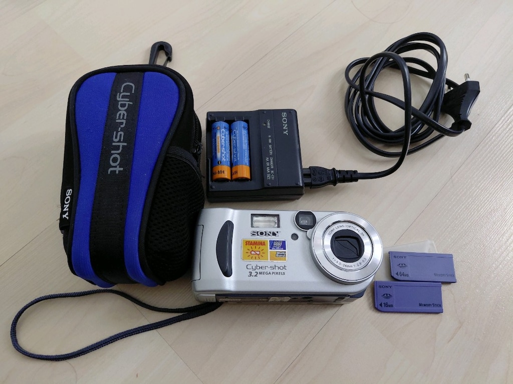 Nostaljik Y2K Sony Cyber-shot 3.2 MP Full Aksesuarlı Set - 12