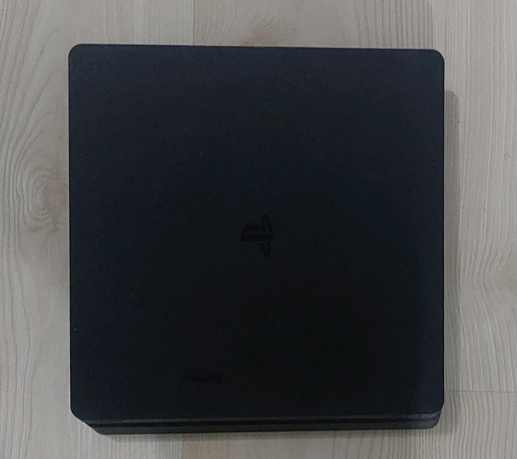 PlayStation 4 Slim 500 GB Hesap İçinde 6 Oyun - 4
