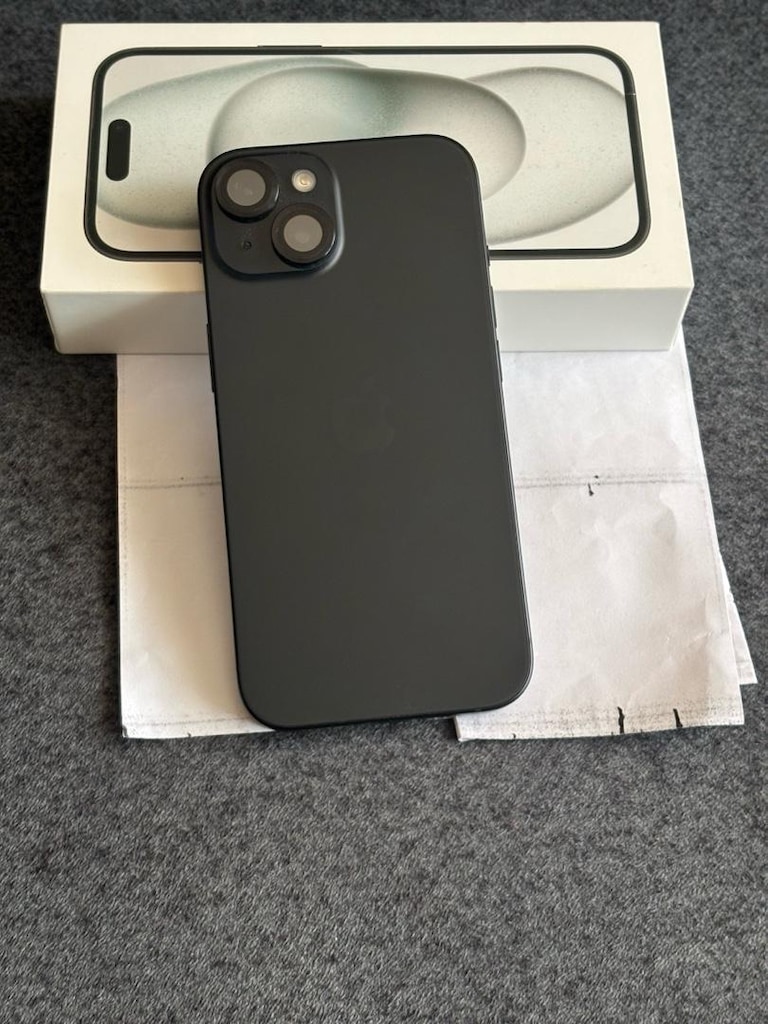 iPhone 15 tr - 2