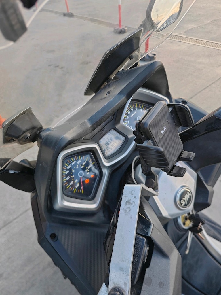 SYM cruisym 250 temiz kazasız - 10