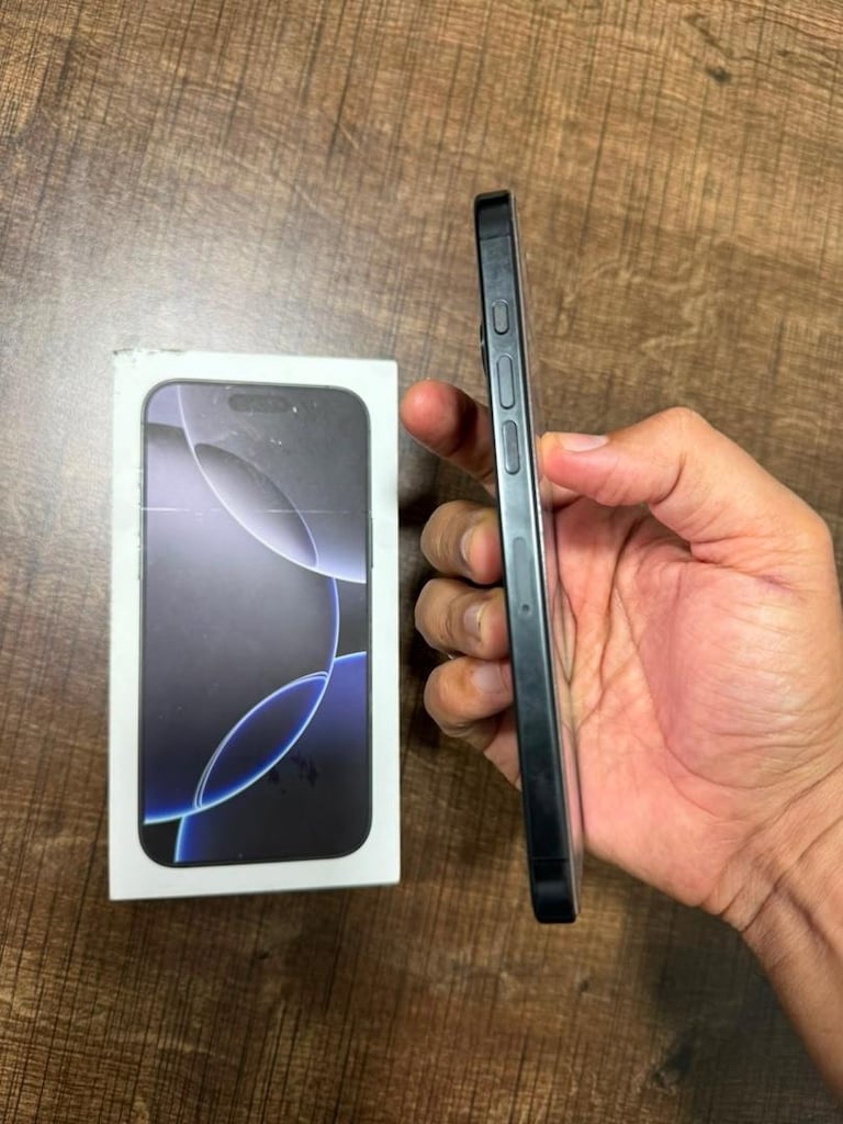 İPHONE 16 PRO MAX 256 GB - 3