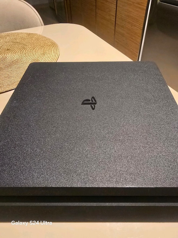 PS4 ÇOK TEMİZ ÇALIŞIR DURUMDA - 3