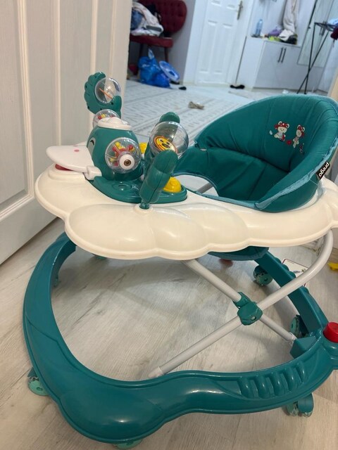 Bebek yürüteçi sıfır gibi