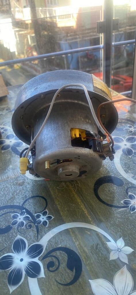 çok büyük süpürge motoru - 4