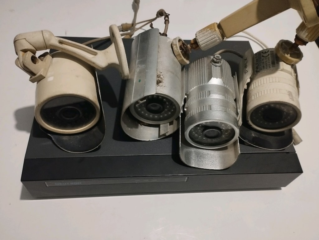 kamera kayıt cihazı 4 kamera var - 2