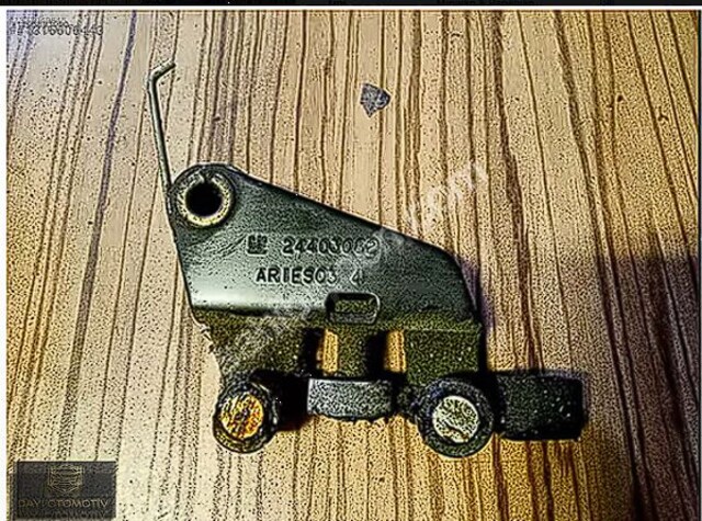 COMBO C ORTA KAP SÜRGÜLERİ