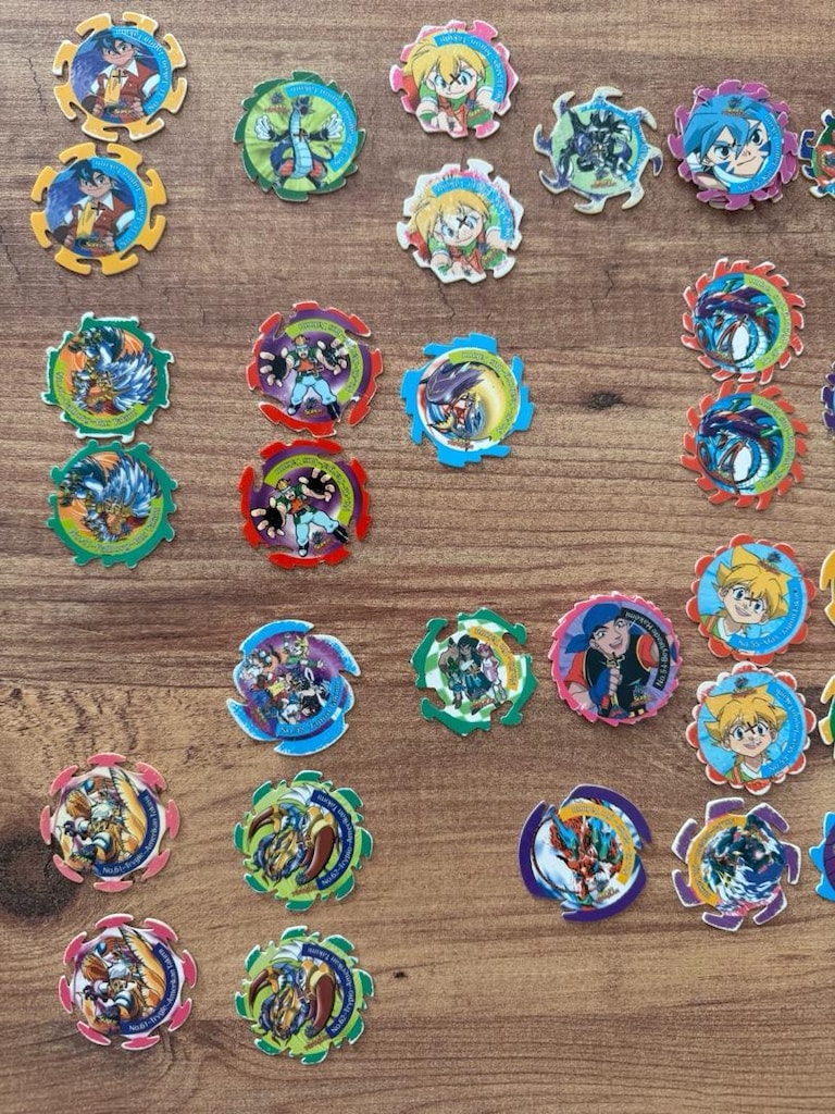 Beyblade SÜPER TOPAÇLAR tasoları satılık - 3