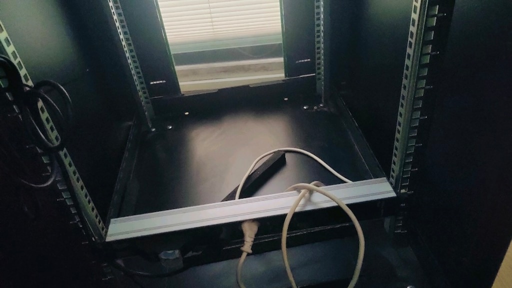 Server Sunucu Rack Kabinet - 2