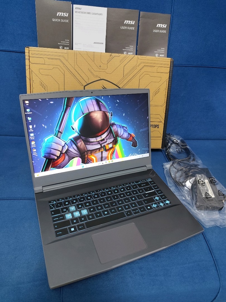 MSI Thin 15 Oyun Çizim Leptop - İ5 12450H + 4 GB RTX 2050 + 512 SSD - 3