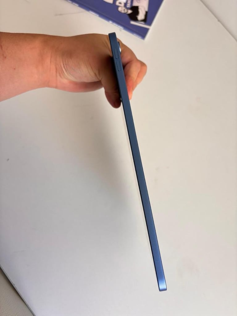 ipad a16 - 2