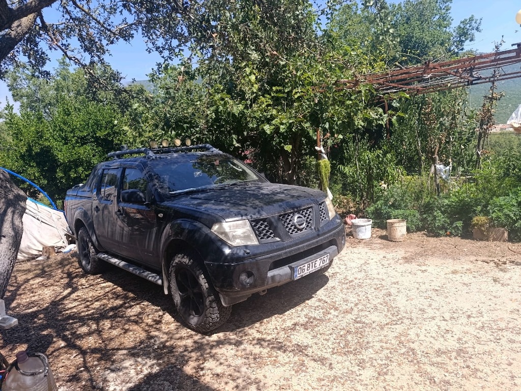 Nissan navara 4x4 Off-Road Donanımlı Bagaj Kabinli çeki demirli - 8