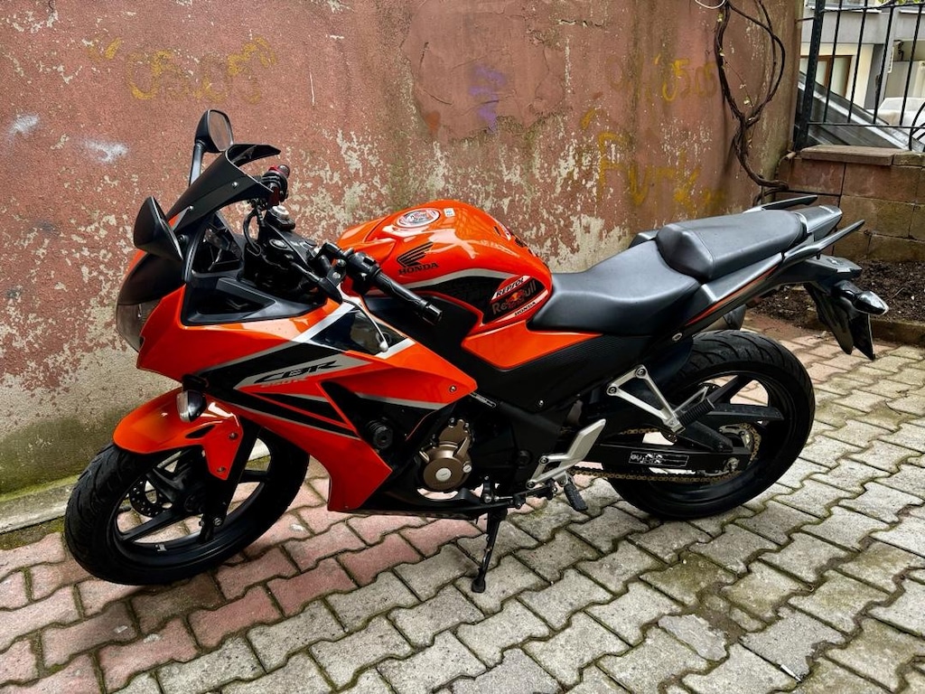 Honda Cbr 250 R - 8