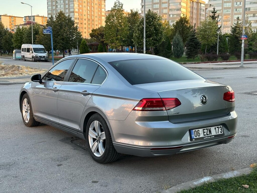 SAHİBİNDEN HATASIZ KAZASIZ TRAMERSİZ PASSAT B8 2018 MODEL - 7