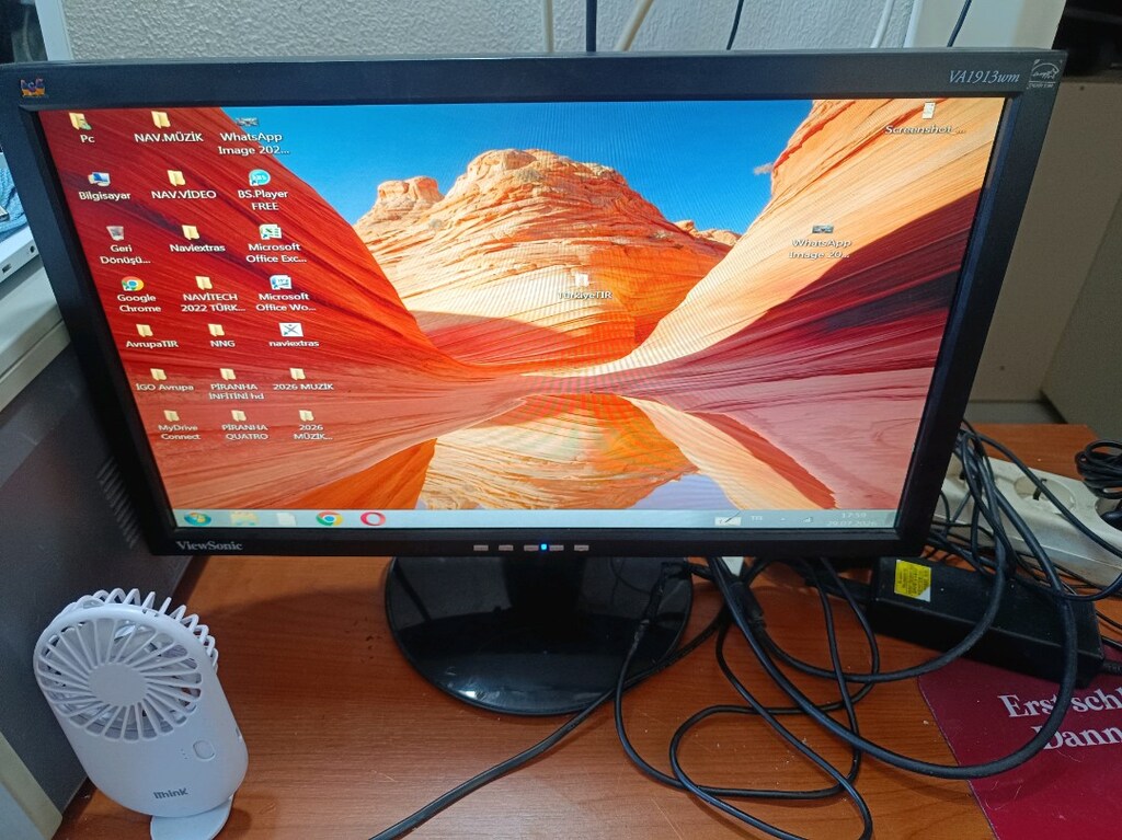 ViewSonic Monitör19" hatasız VGA - 7