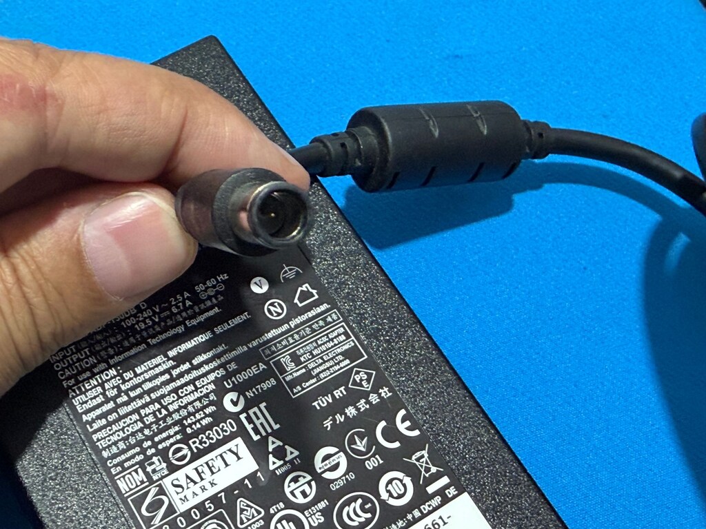 Dell 19.5V 6.7A 130W - DA130PR1-00 - Orjinal AC Adaptör - 4