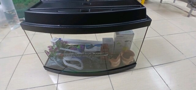 65×30 cm bombeli akvaryum