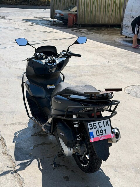 2024 honda pcx