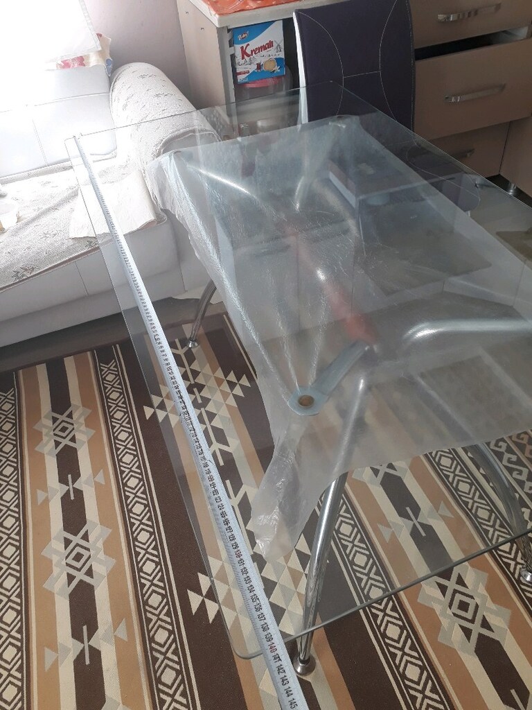 camlı masa - 4