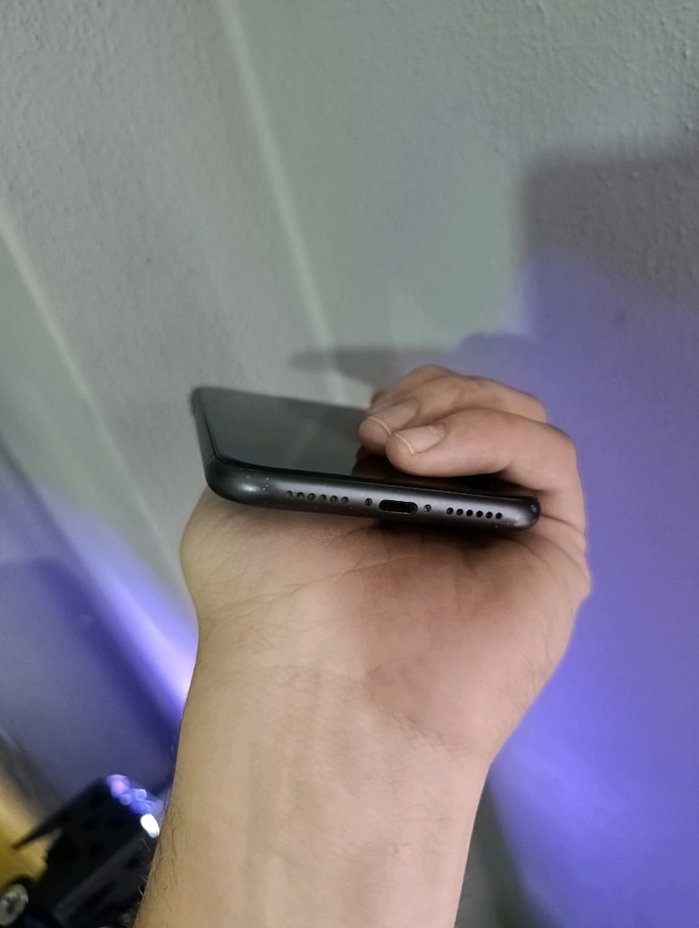 TR iPhone 11 hatasız 64gb - 7